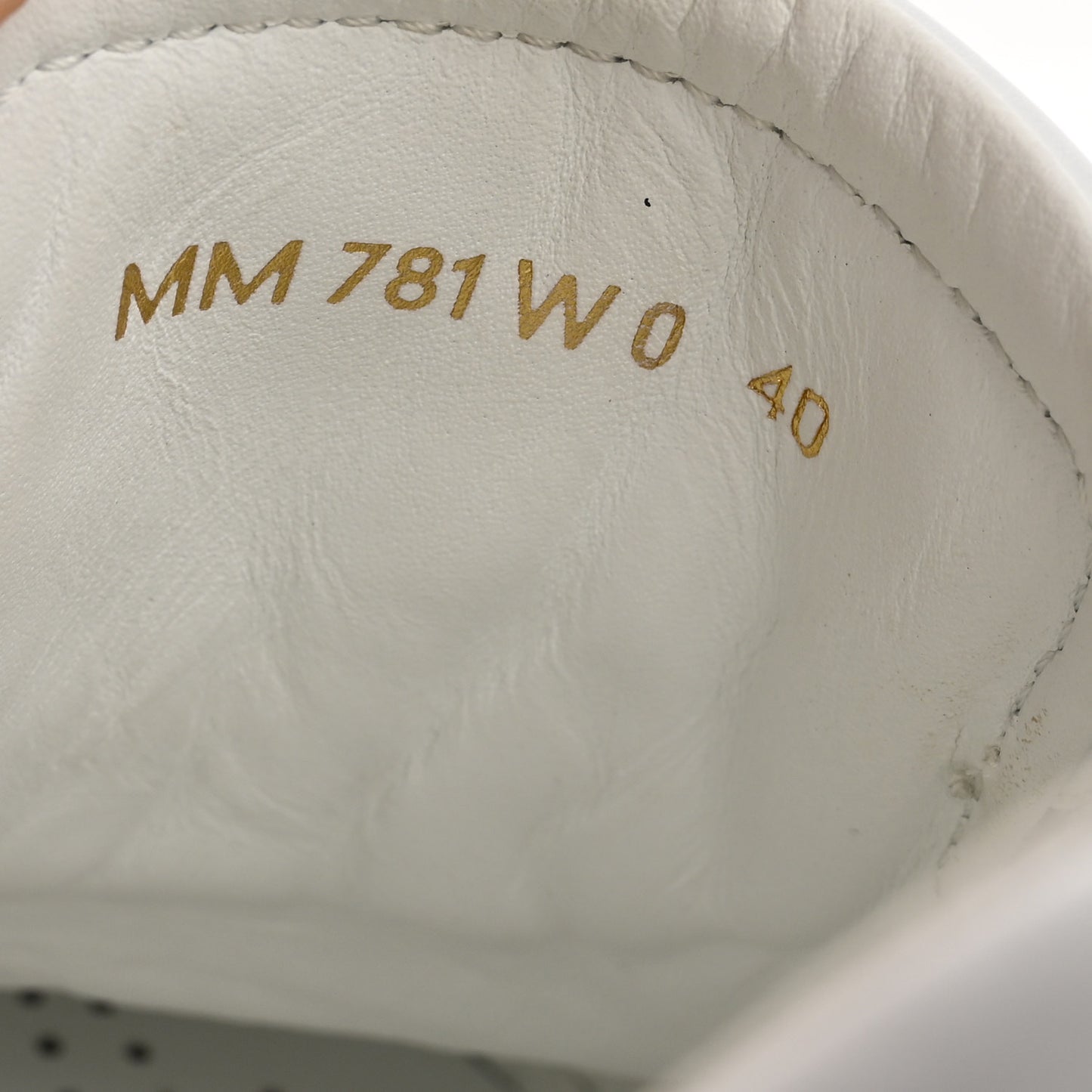 Calfskin Rockstud Open Sneakers 40 White Pewter