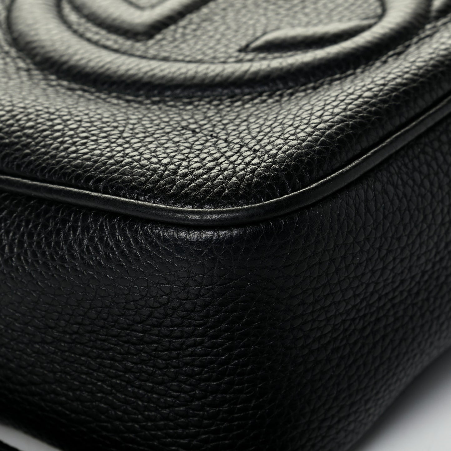 Pebbled Calfskin Small Soho Disco Bag Black