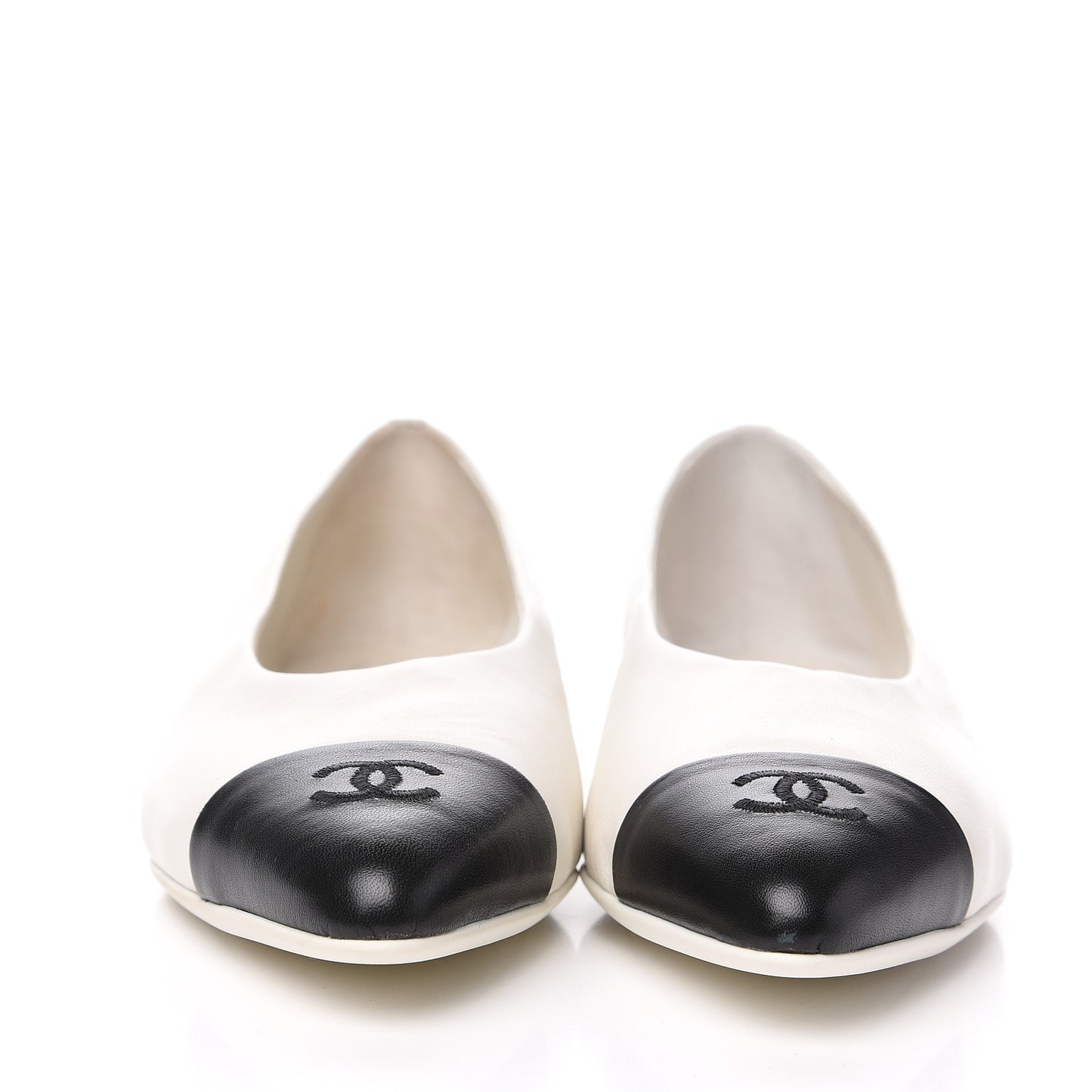 Glazed Lambskin Cap Toe Pointed Toe 40 White Black