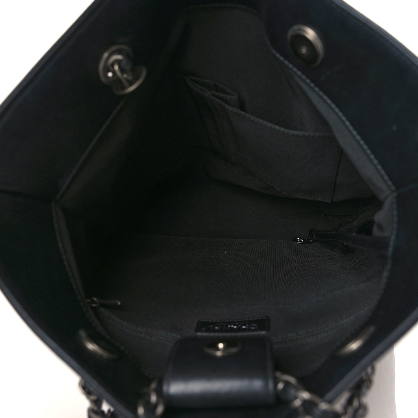 Calfskin Chain 20s Signature Tote Black