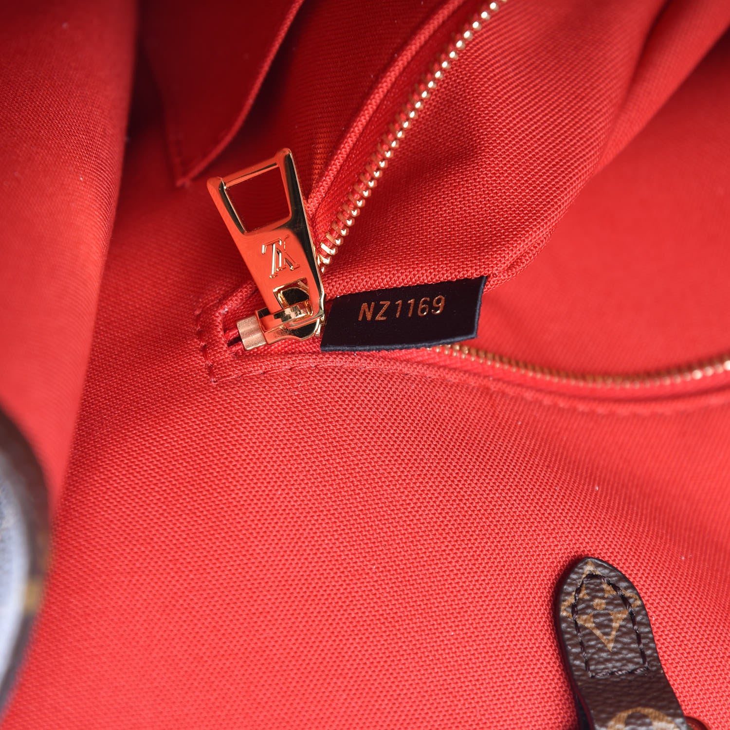 Louis Vuitton Reverse Monogram Giant Onthego GM 8 of 11