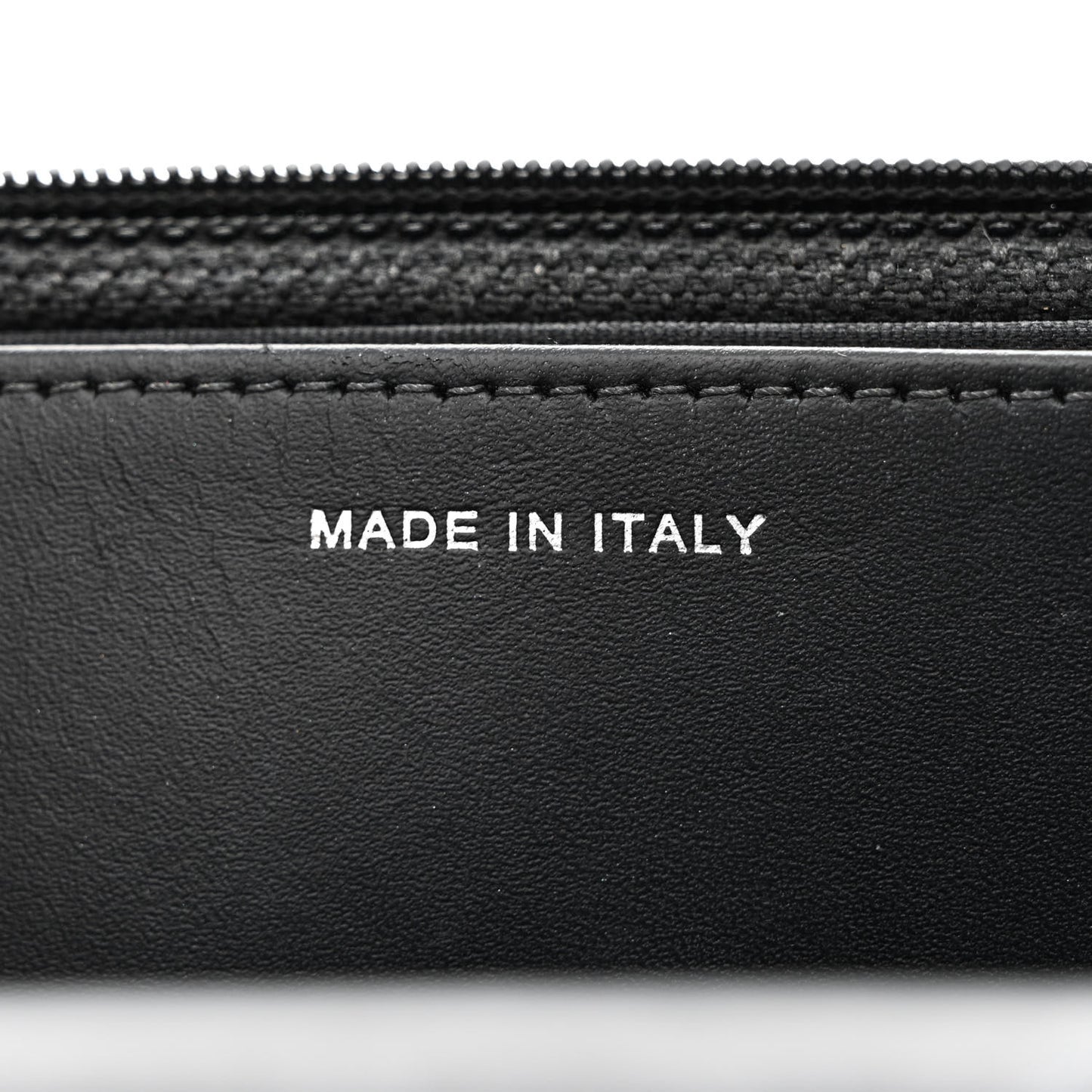 Caviar Quilted Boy Wallet On Chain WOC Black