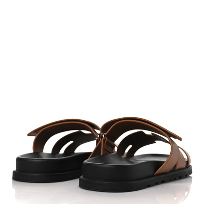 Hermes Calfskin Mens Chypre Sandals 42.5 Gold 4 of 10