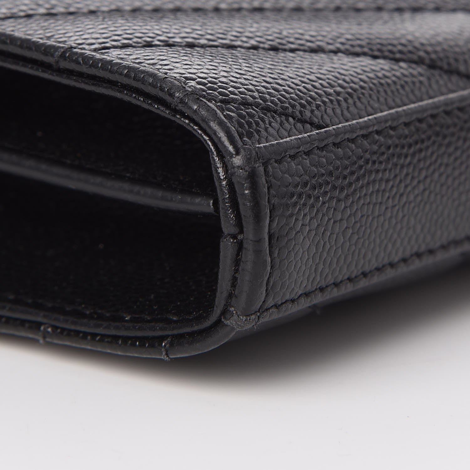 Saint Laurent Grain De Poudre Matelasse Chevron Monogram Chain Wallet Black 9 of 10
