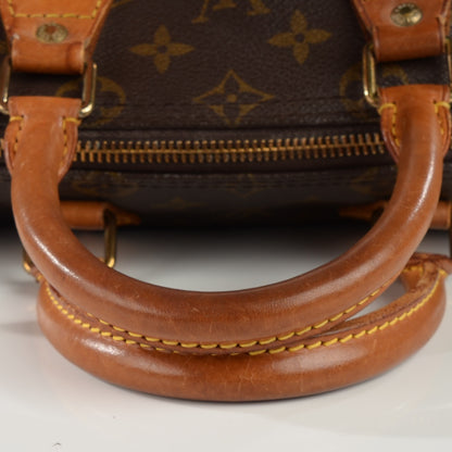 Louis Vuitton Monogram Speedy 25 2 of 10