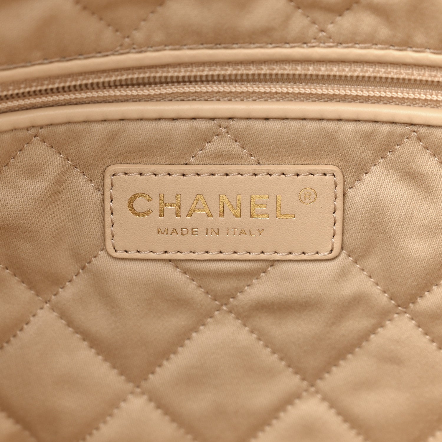 Chanel Shiny Calfskin Quilted Small Chanel 22 White 7 of 11
