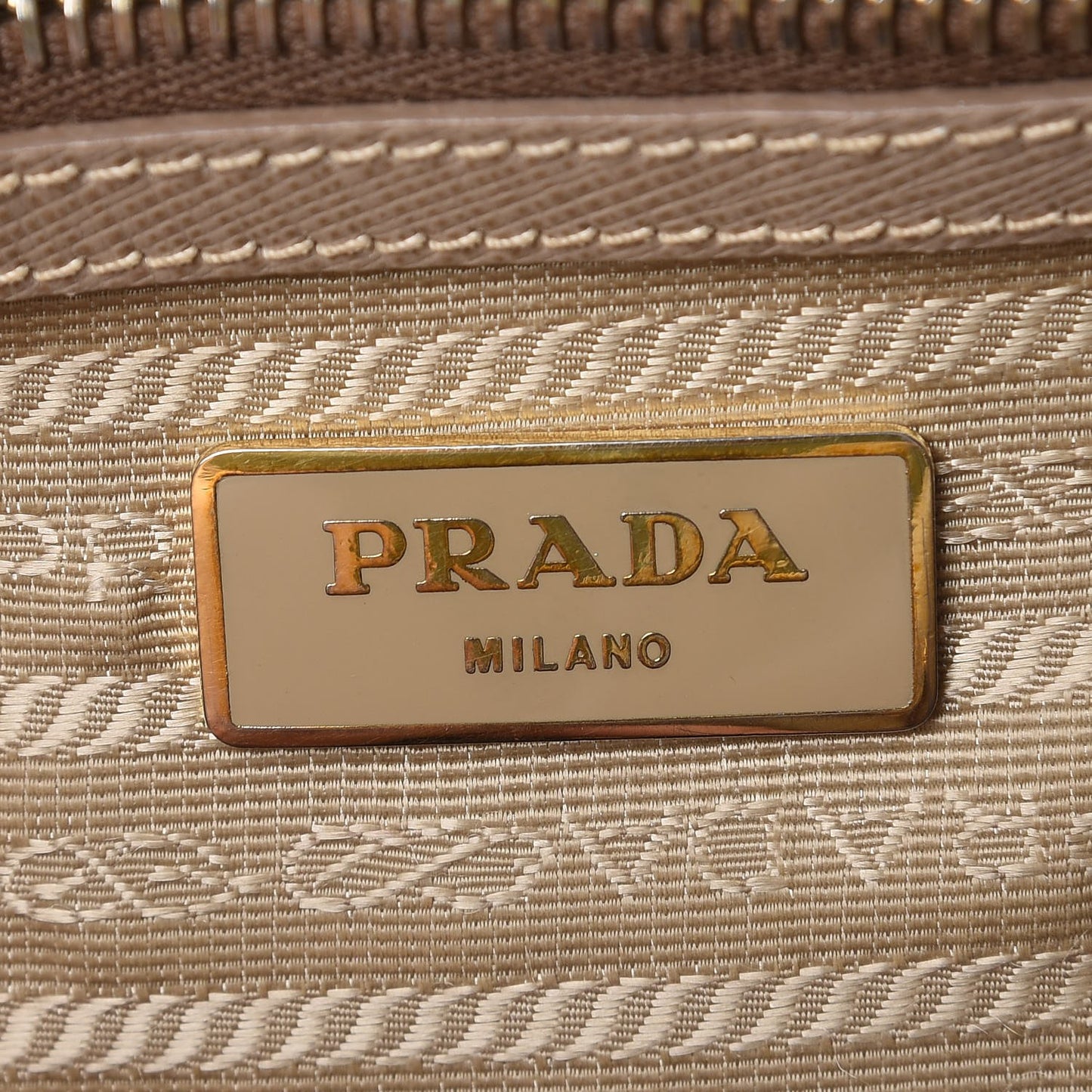 Saffiano Lux Bowler Argilla
