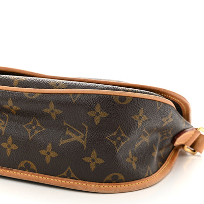 Louis Vuitton Monogram Menilmontant PM 9 of 11