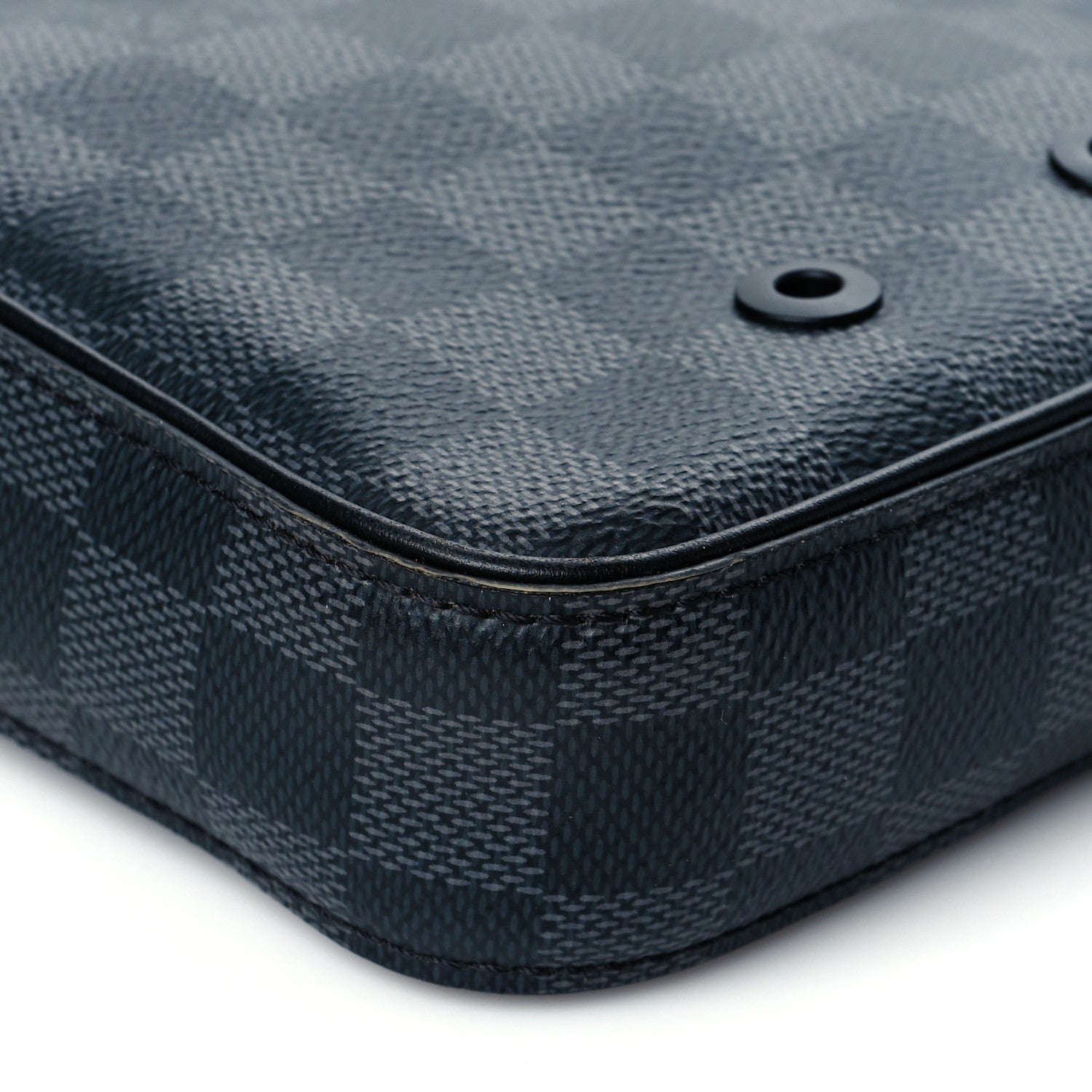 Louis Vuitton Damier Graphite Alpha Messenger Bag 9 of 10