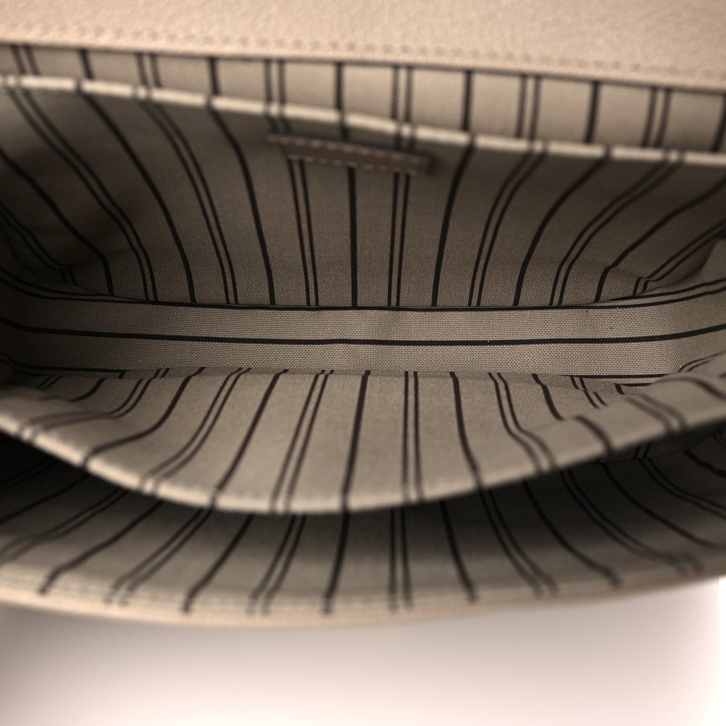 Empreinte Pochette Metis Tourterelle