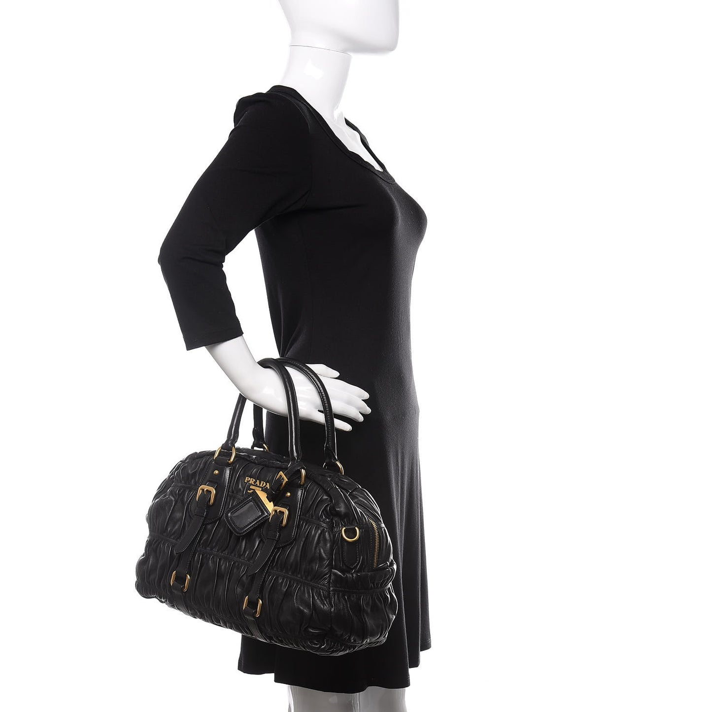 Nappa Gaufre Buckle Bowler Black