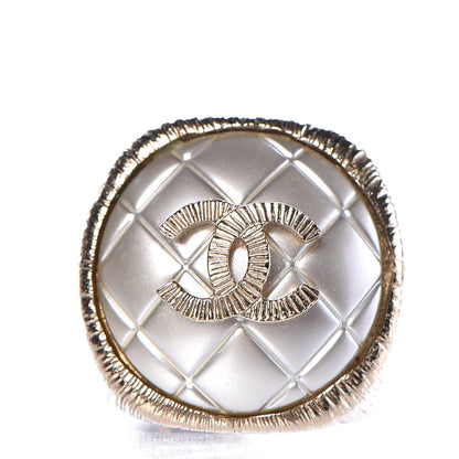Chanel Metal Quilted CC Ring 6 Gold Pearly White 1 of 5