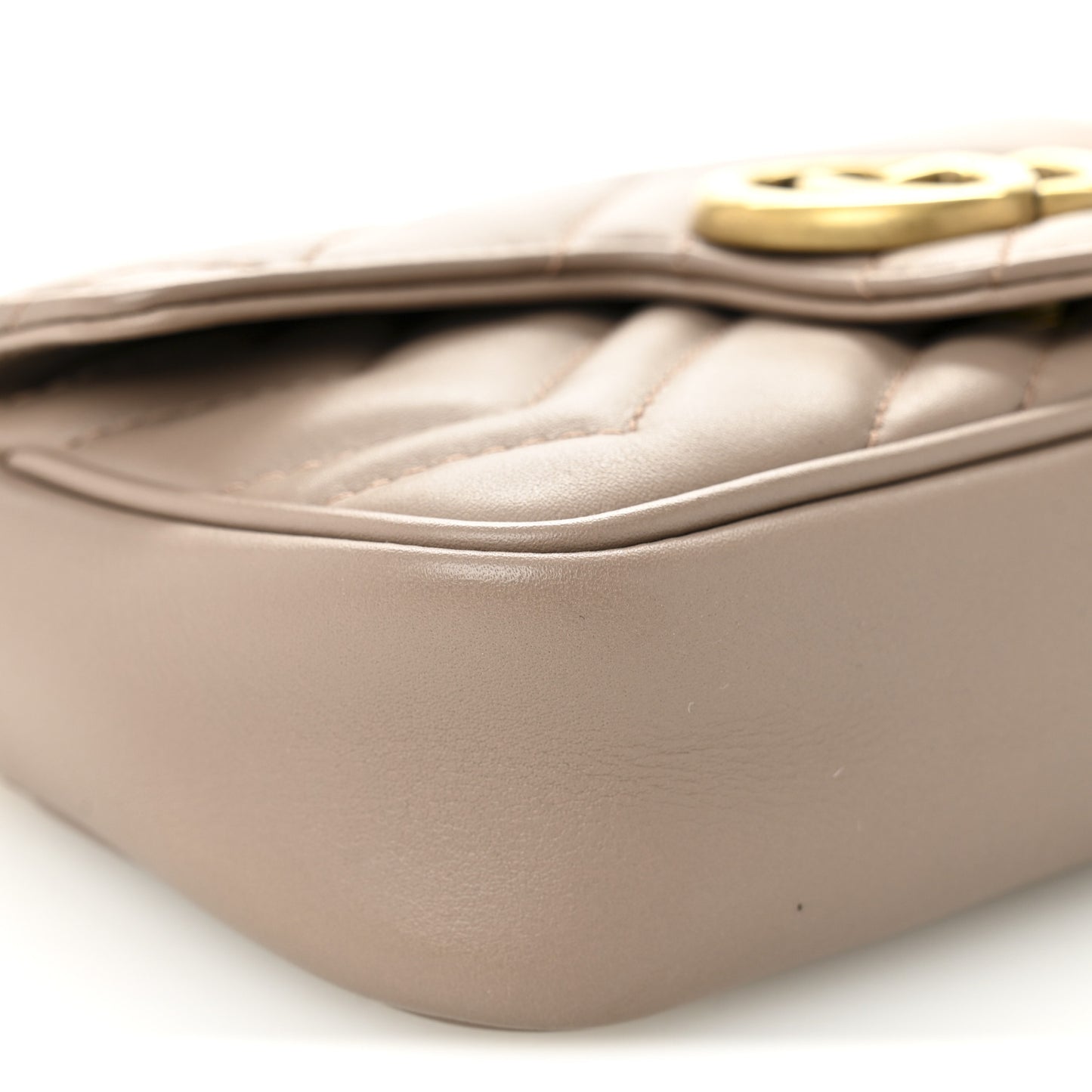 Calfskin Matelasse Super Mini GG Marmont Shoulder Bag Porcelain Rose