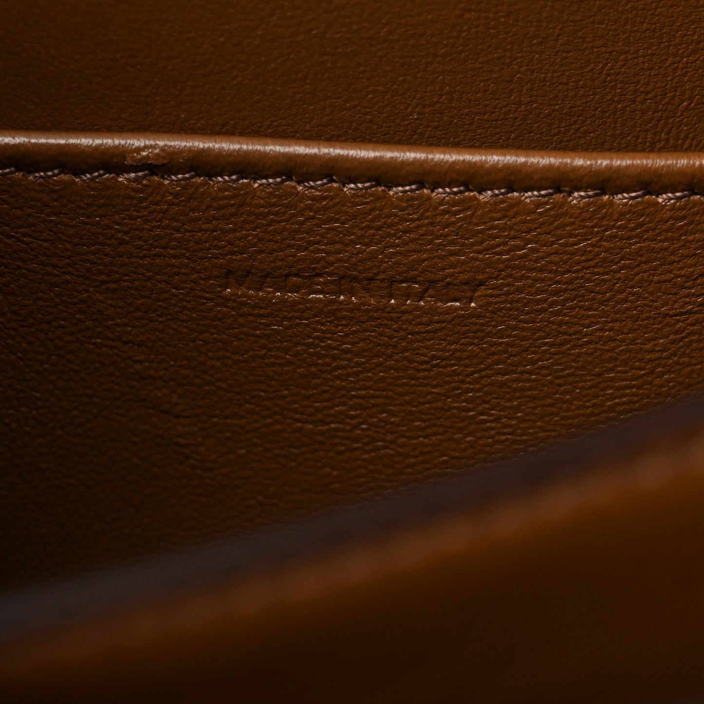 Box Calfskin Teen Classic Box Flap Bag Camel