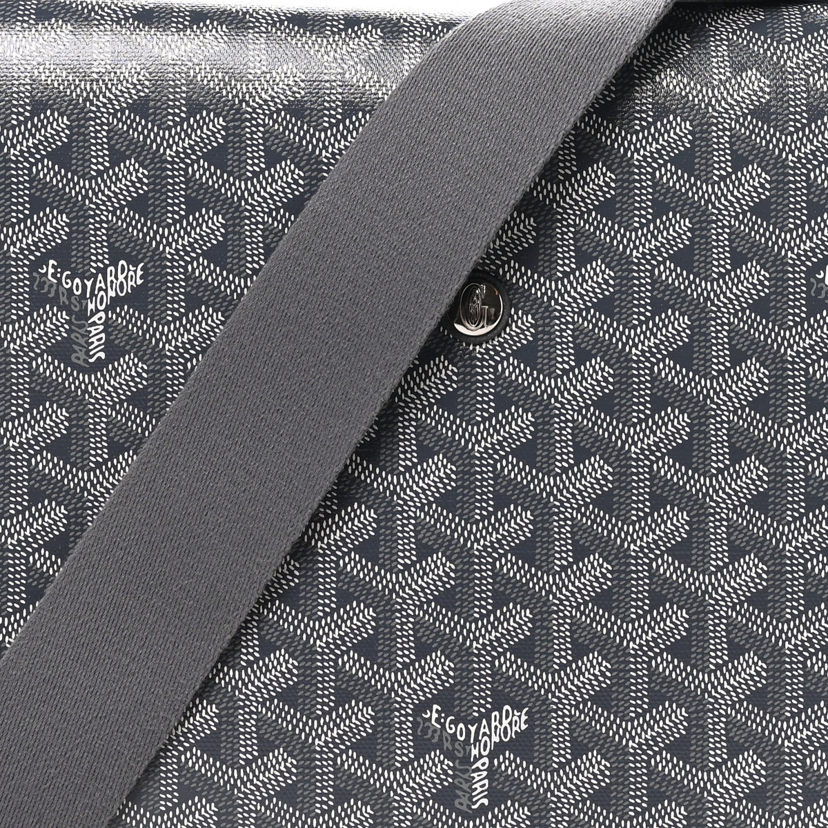 Goyardine Capetien Messenger Bag Grey