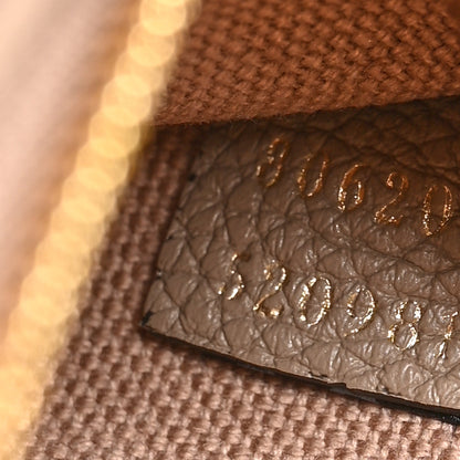 Gucci Grand Prix Calfskin Medium Hook Tote Rocky 7 of 10