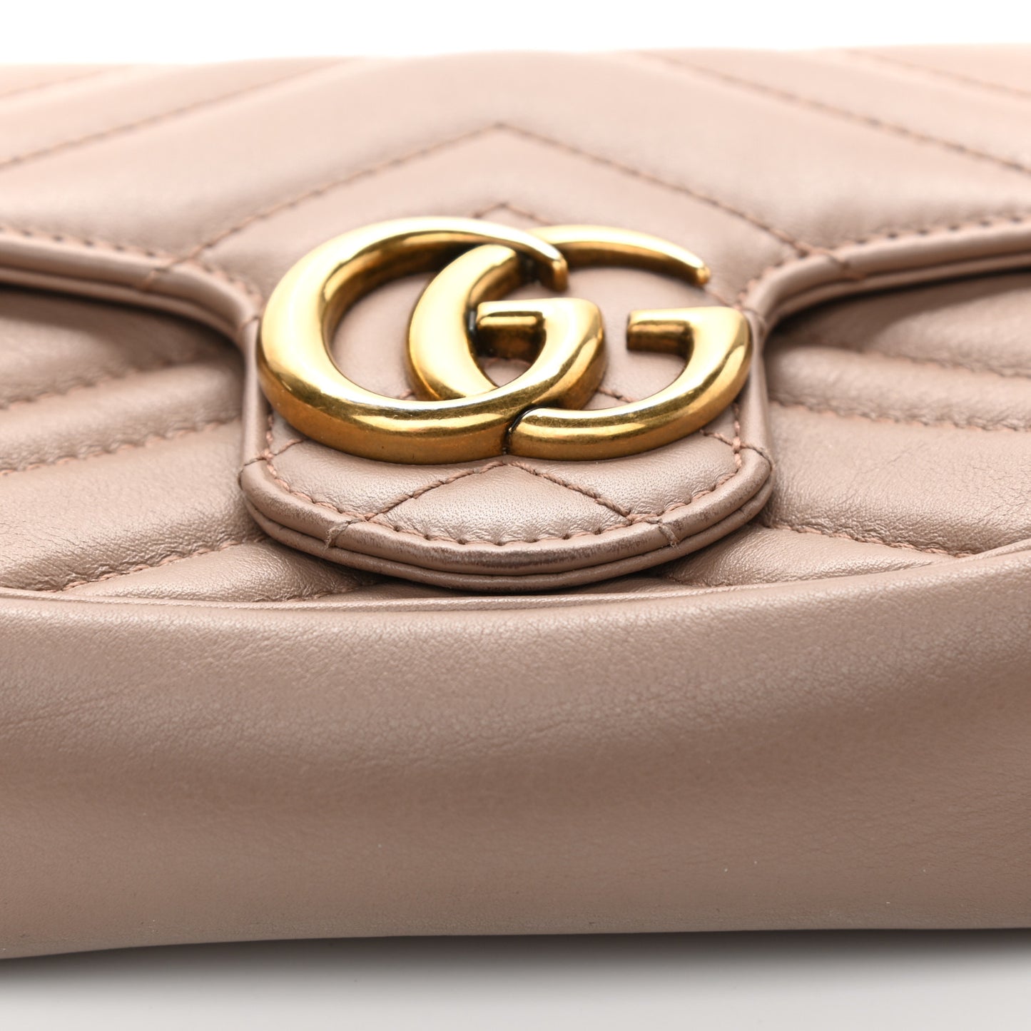 Calfskin Matelasse Super Mini GG Marmont Shoulder Bag Porcelain Rose