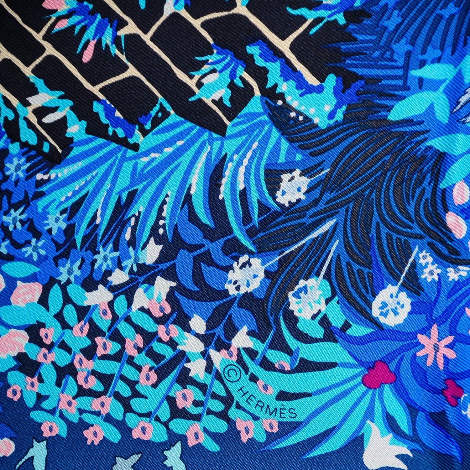 Hermes Silk Dans Un Jardin Anglais Scarf 90 Petrole Turquoise Cobalt 6 of 8