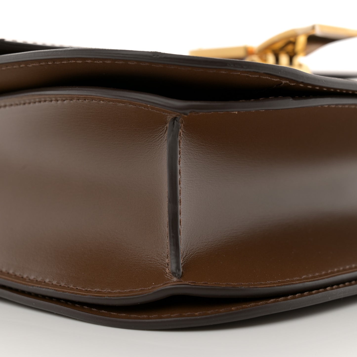 Box Calfskin Medium Classic Box Flap Bag Camel