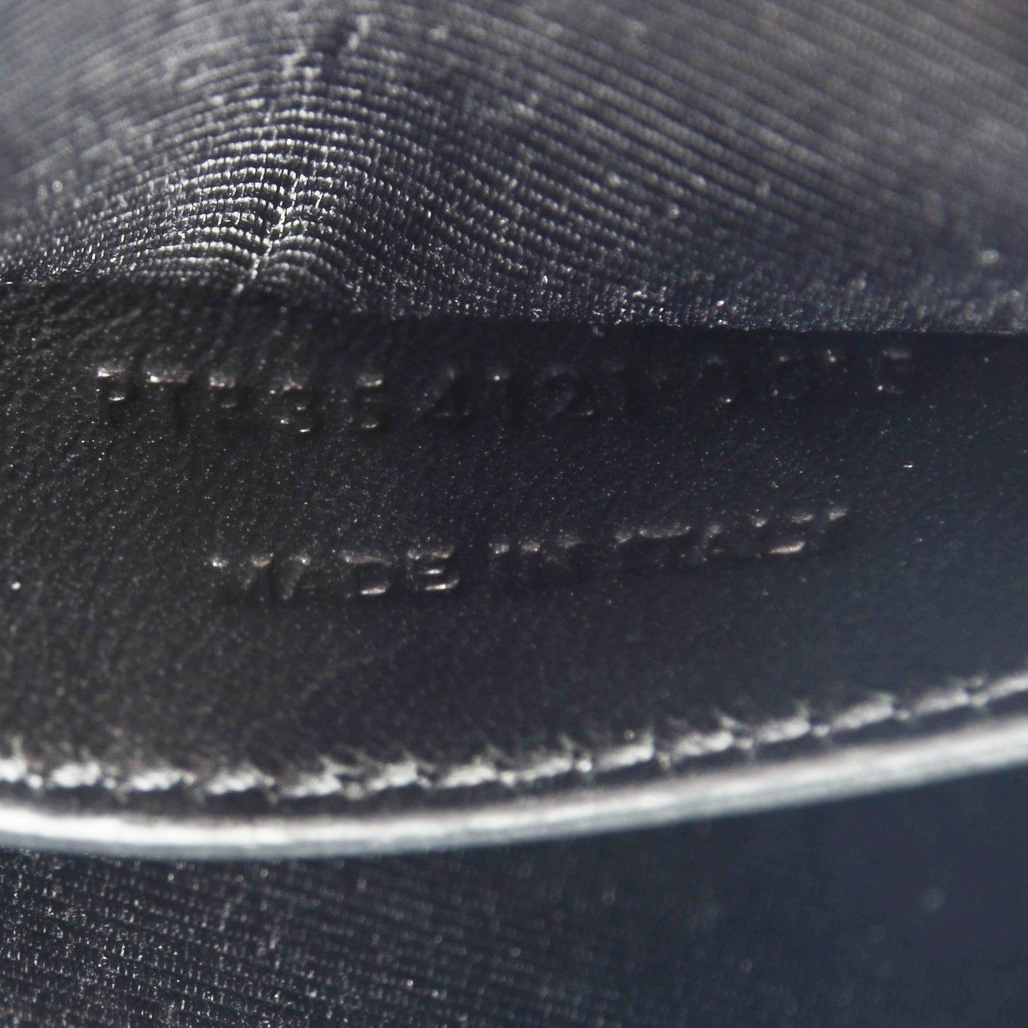 Saint Laurent Grain De Poudre Small Classic Monogram Satchel Black 9 of 9