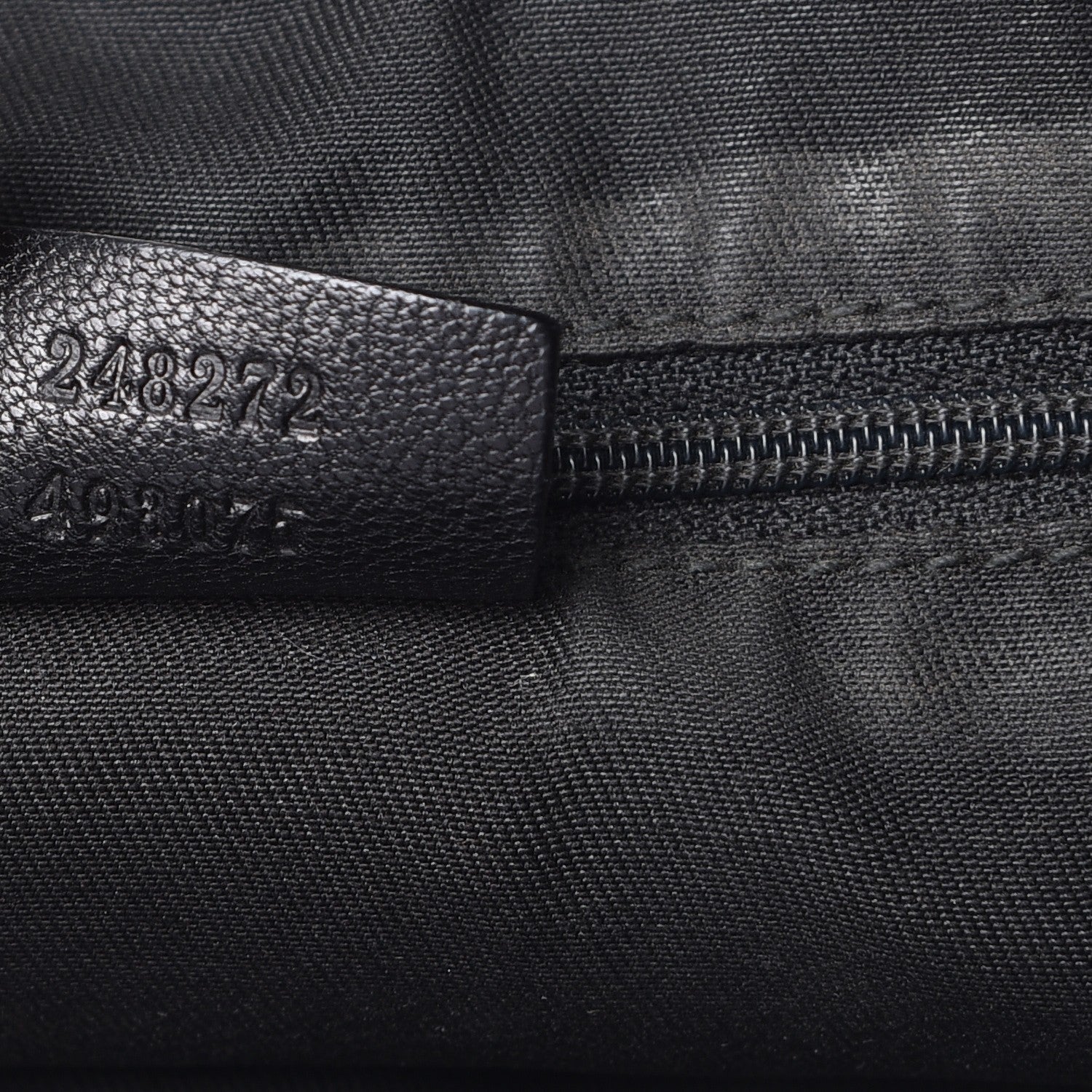 Gucci Guccissima Hobo Black 7 of 8