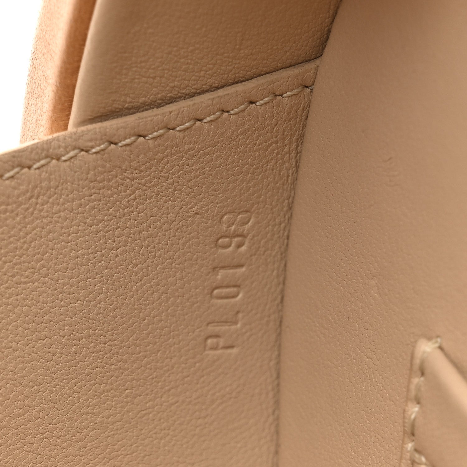 Louis Vuitton Monogram Petite Boite Chapeau 7 of 14