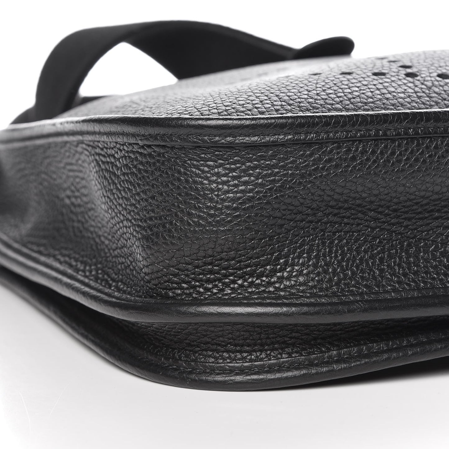 Taurillon Clemence Evelyne III PM Black