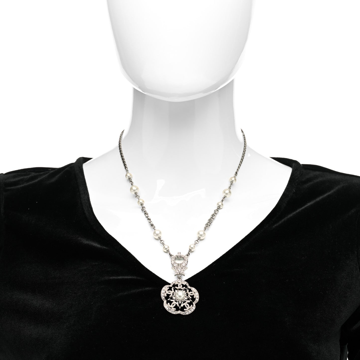 Pearl Crystal Flower Necklace Silver
