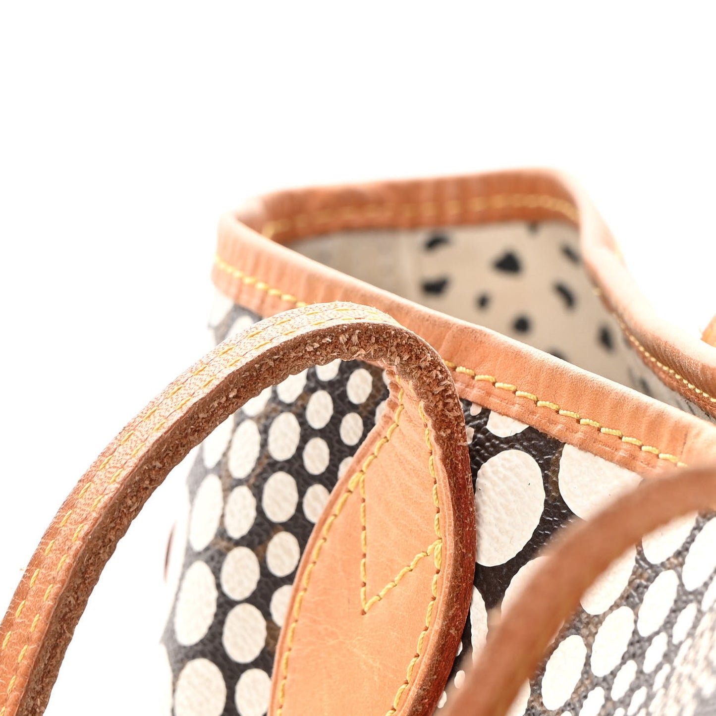 Monogram Kusama Waves Neverfull MM White