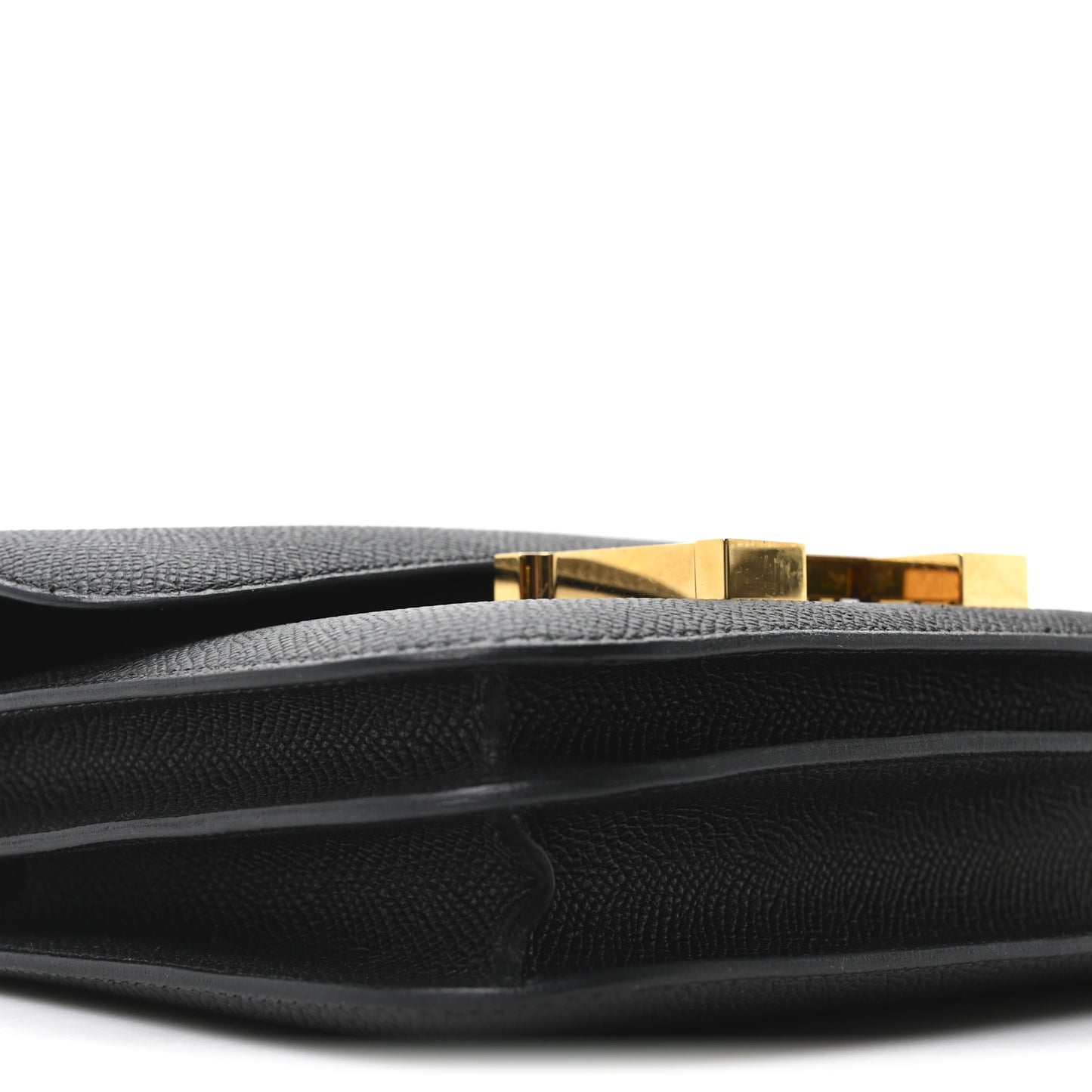 Epsom Constance 18 Black