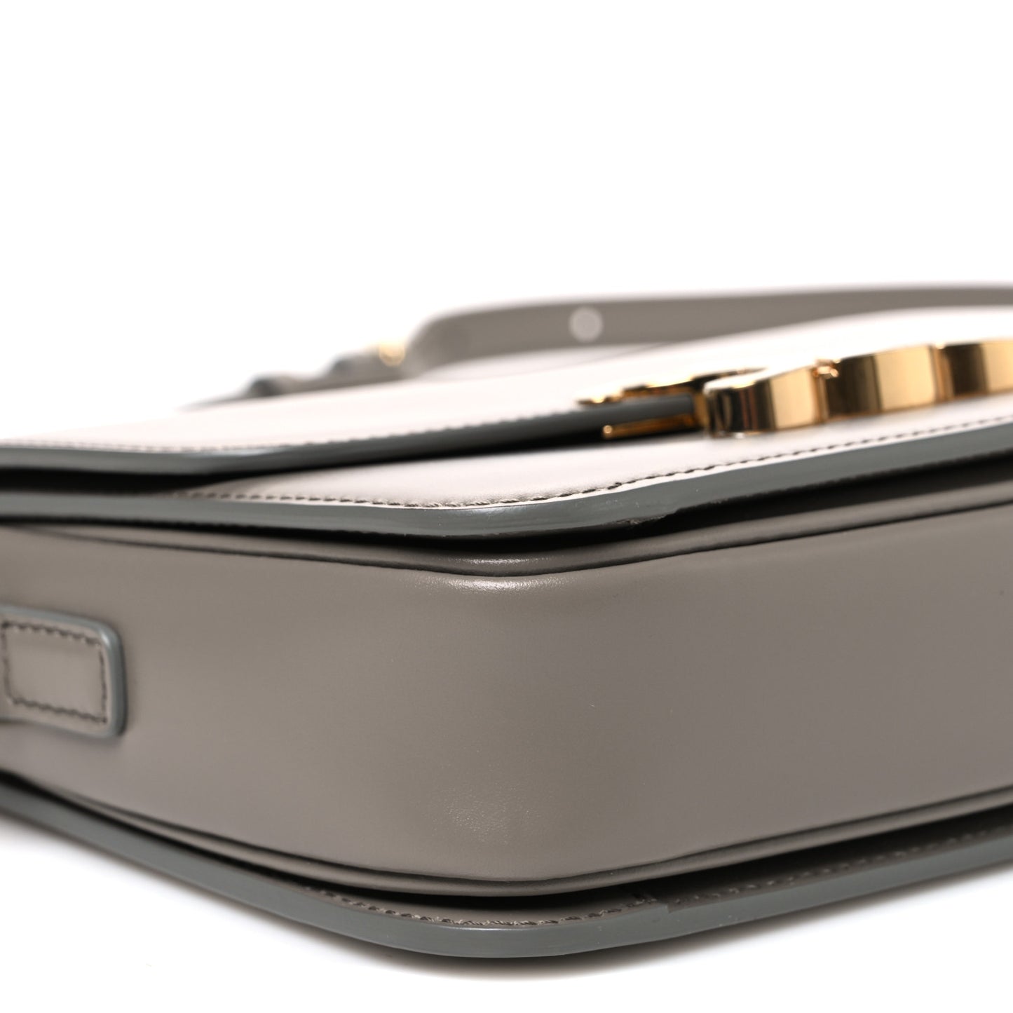 Shiny Calfskin Teen Triomphe Pebble