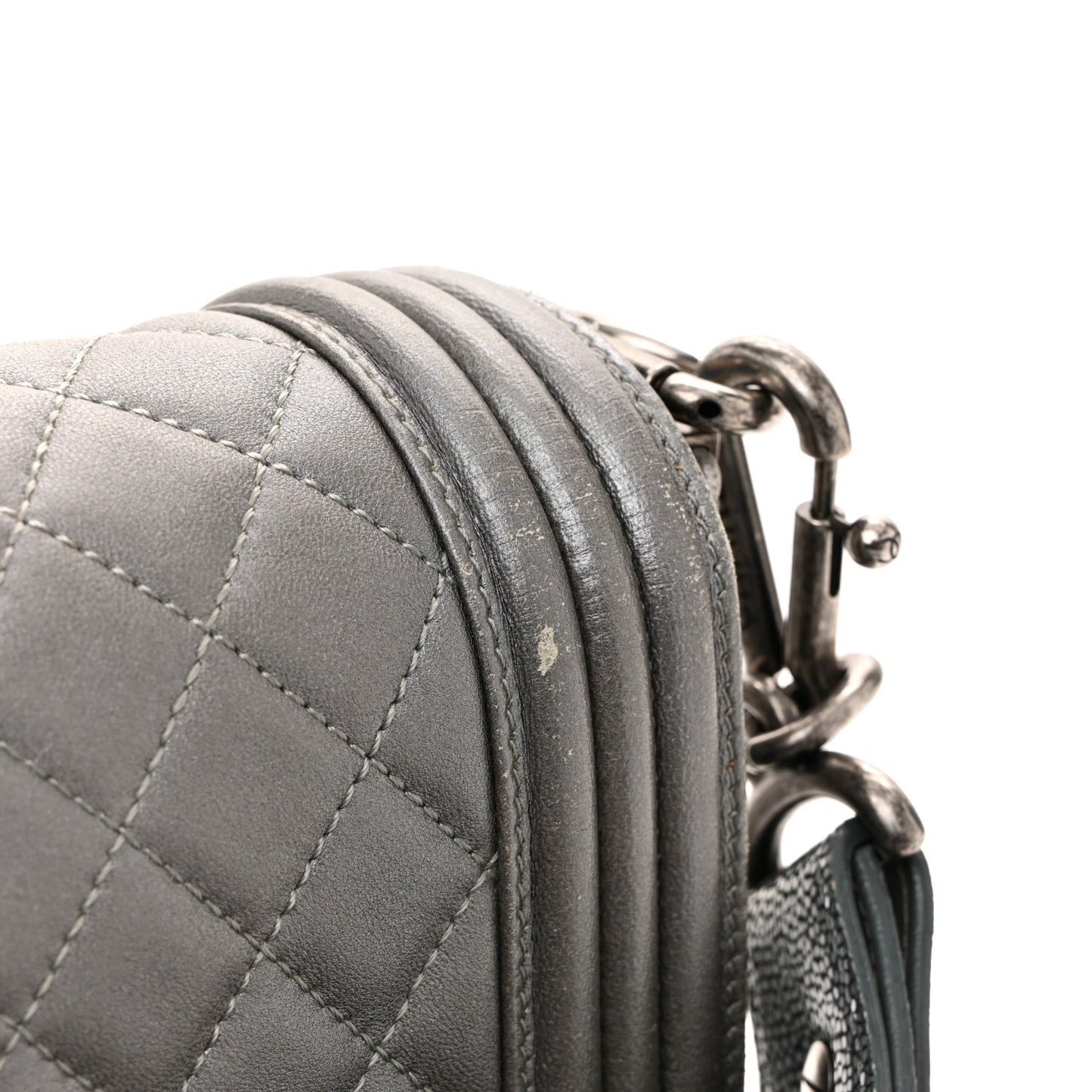 Metallic Lambskin Stingray Quilted Medium Boy Flap Silver