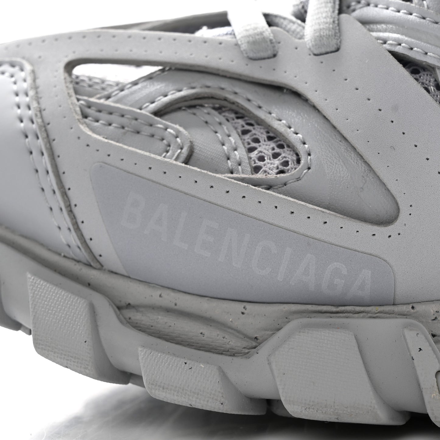 Rubber Mesh Fabric Monocolor Recycled Sole Womens Track Sneakers 35 Medium Grey