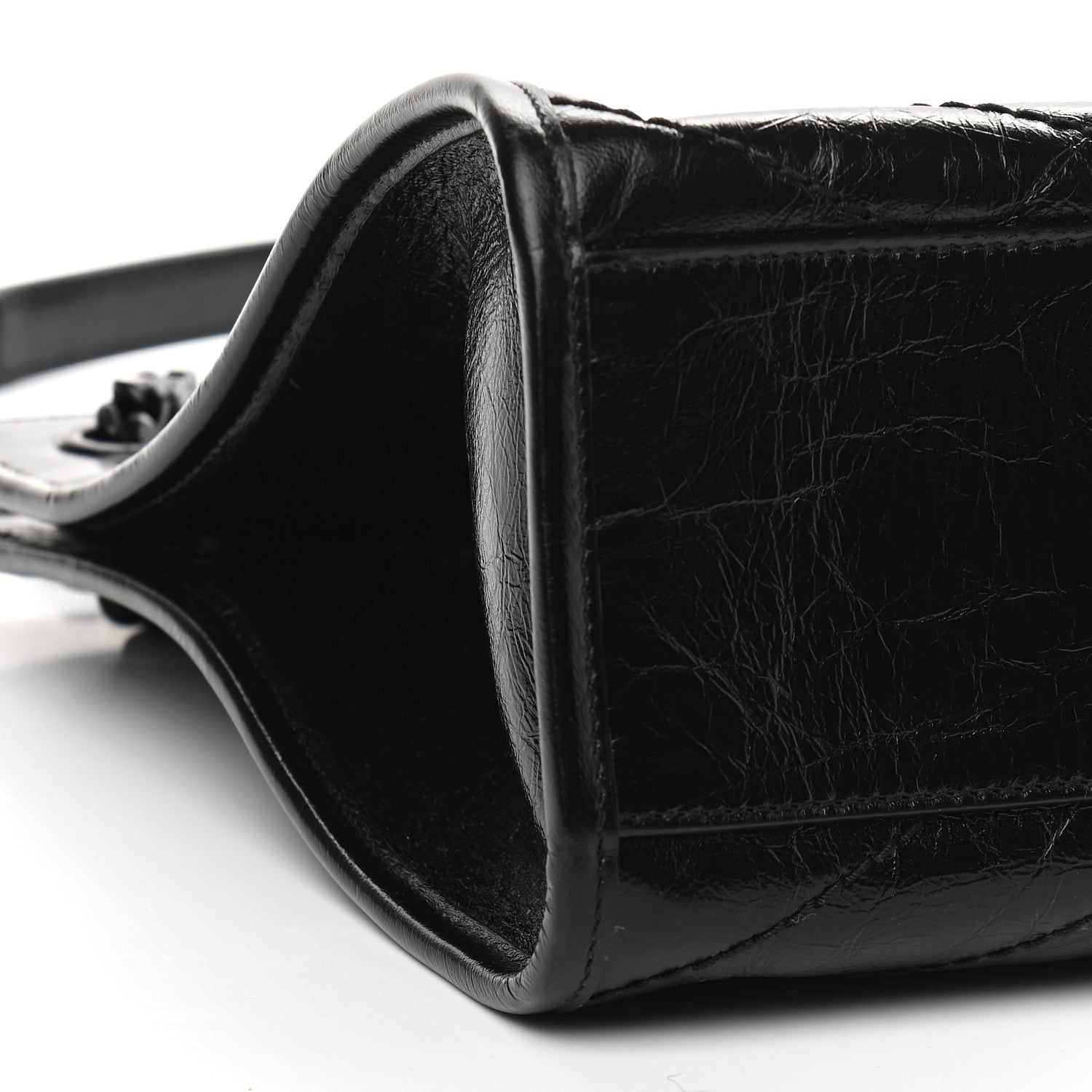 Saint Laurent Crinkled Calfskin Matelasse Monogram Medium Niki Shopper Tote Black 8 of 9