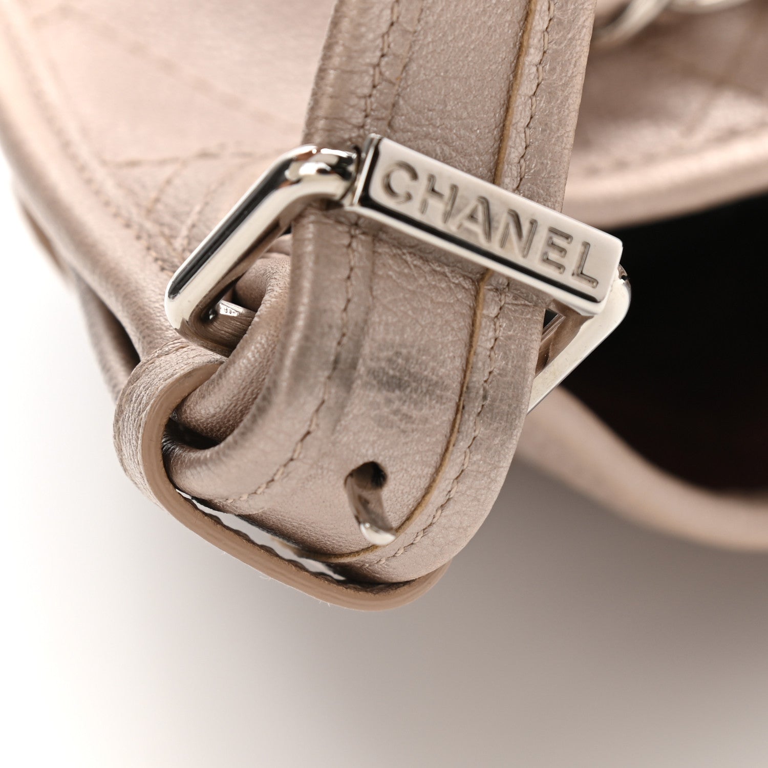 Chanel Metallic Calfskin Quilted Jungle Stroll Hobo Gold 11 of 12