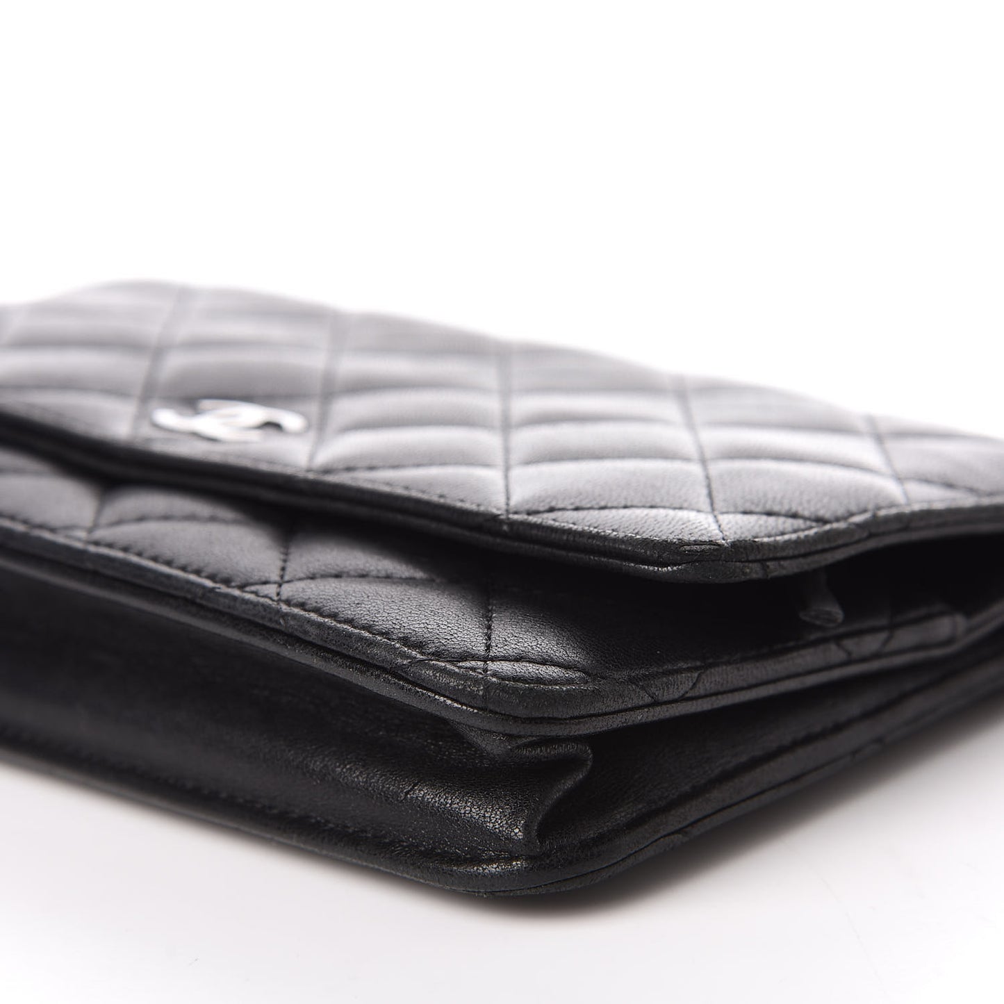 Lambskin Quilted Wallet On Chain WOC Black