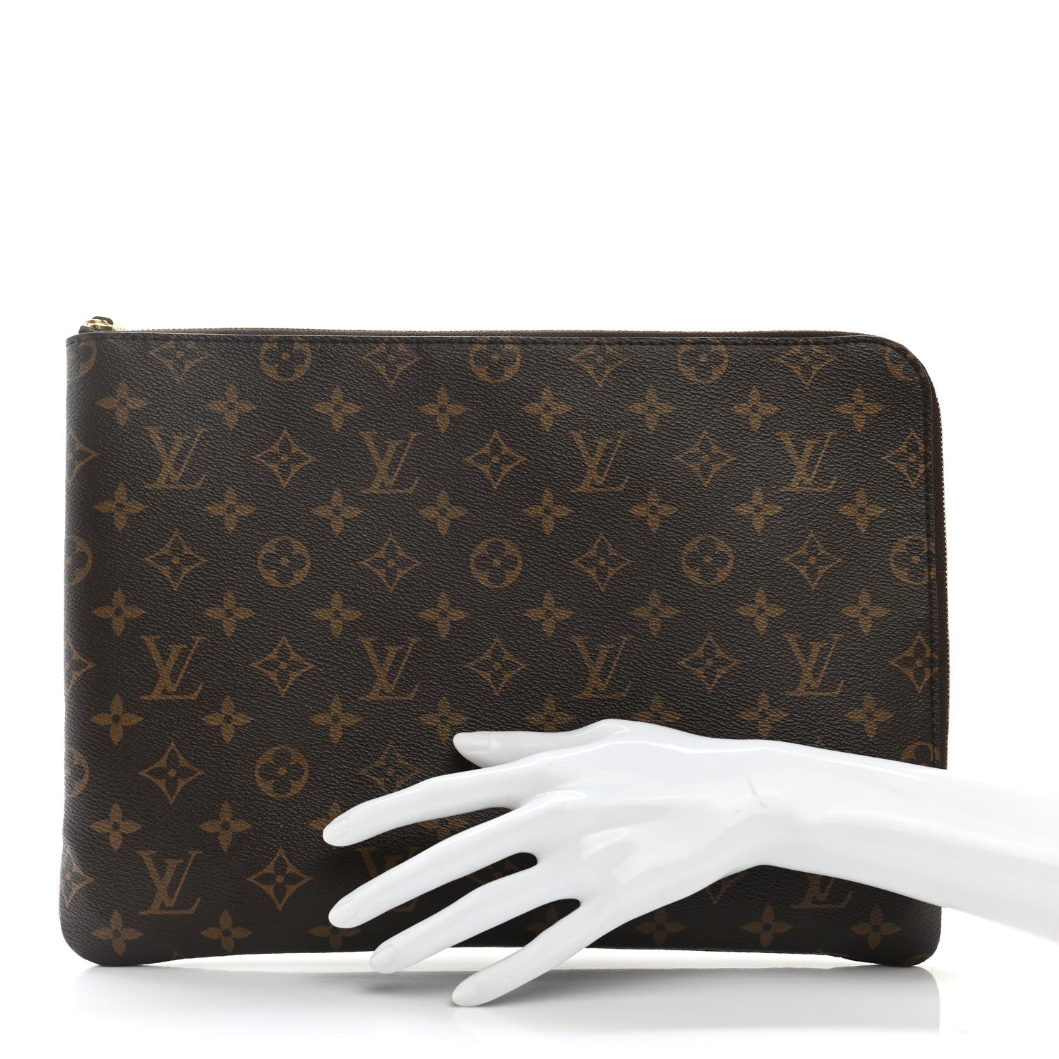 Louis Vuitton Monogram Etui Voyage MM Pouch 2 of 7