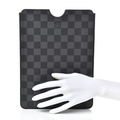 Louis Vuitton Damier Graphite Hardcase iPad Air 2 2 of 6