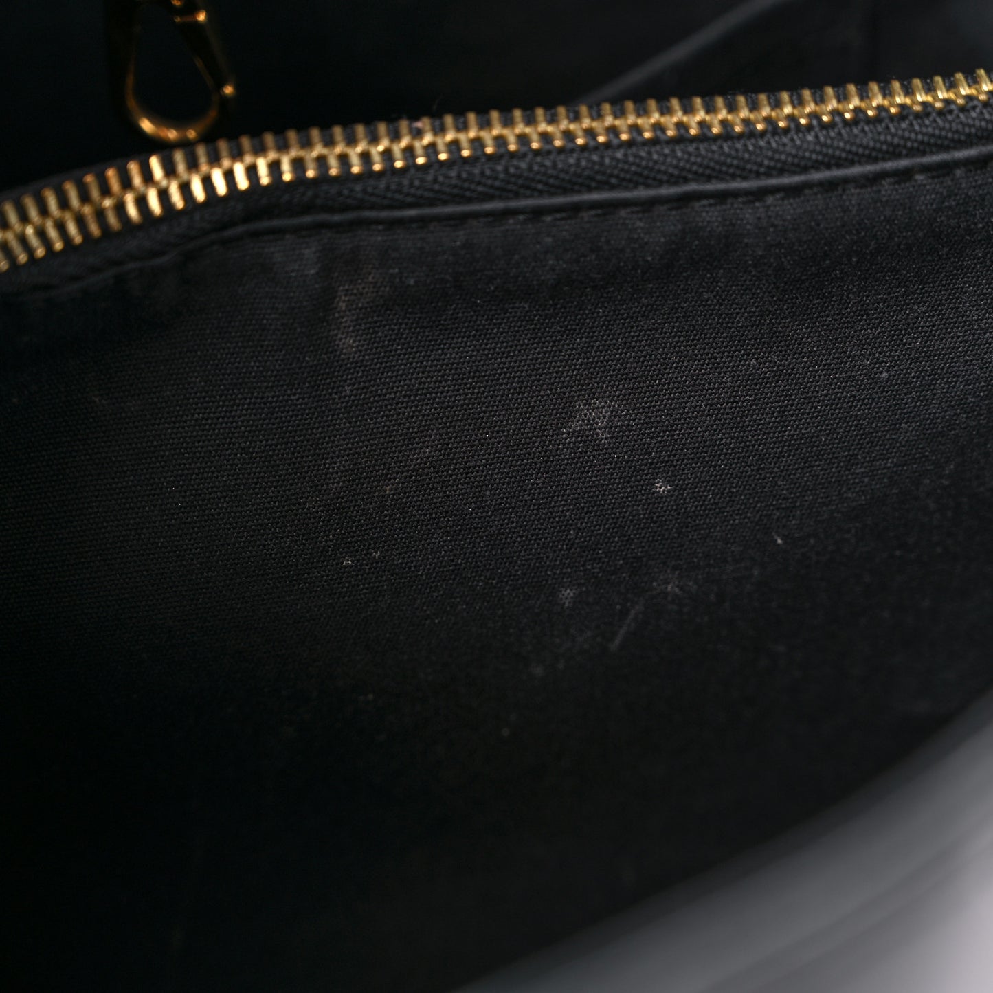 Vernis Montaigne MM Black