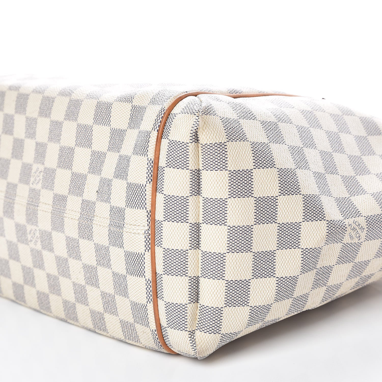 Louis Vuitton Damier Azur Totally MM 20 of 24