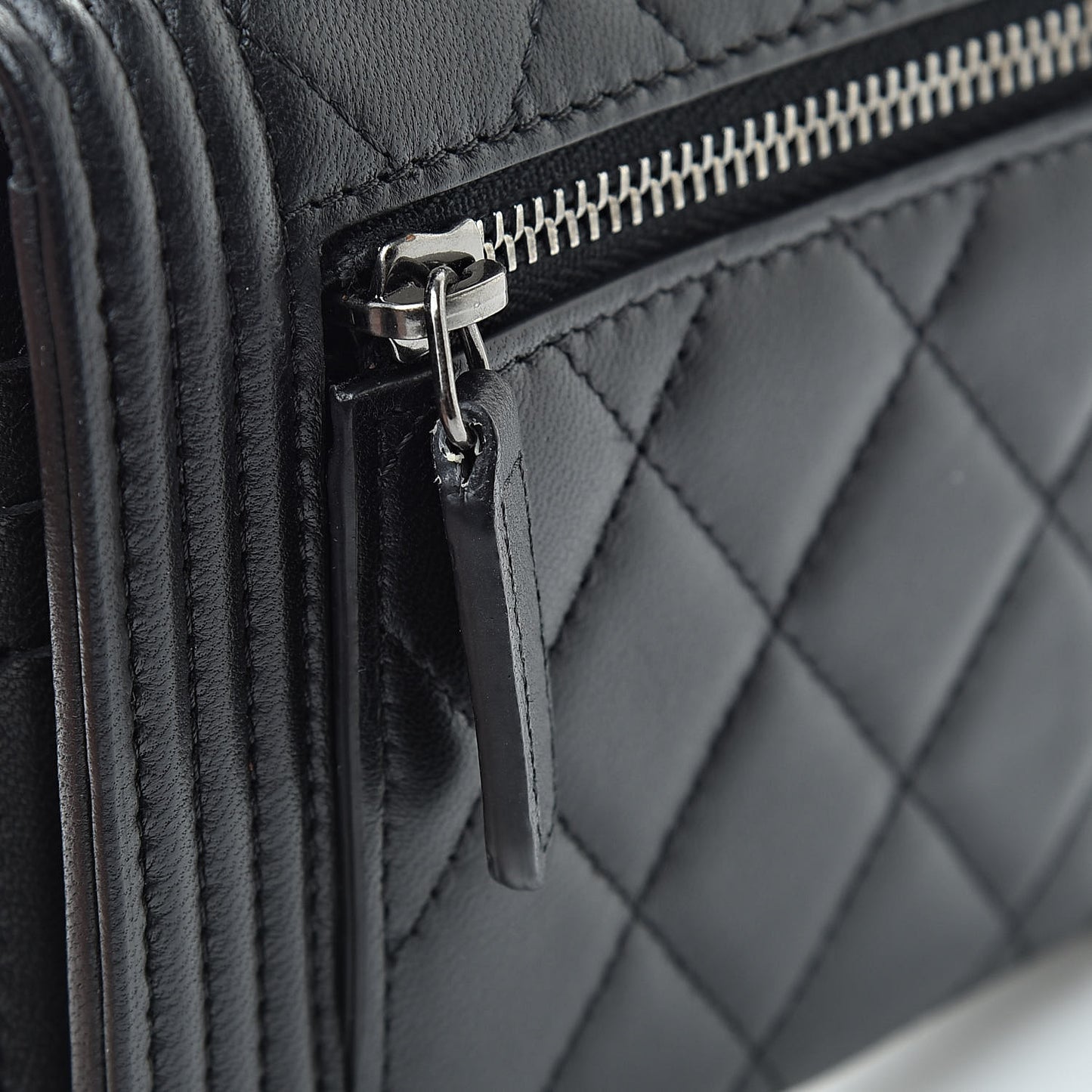 Lambskin Quilted Compact Boy Wallet Black