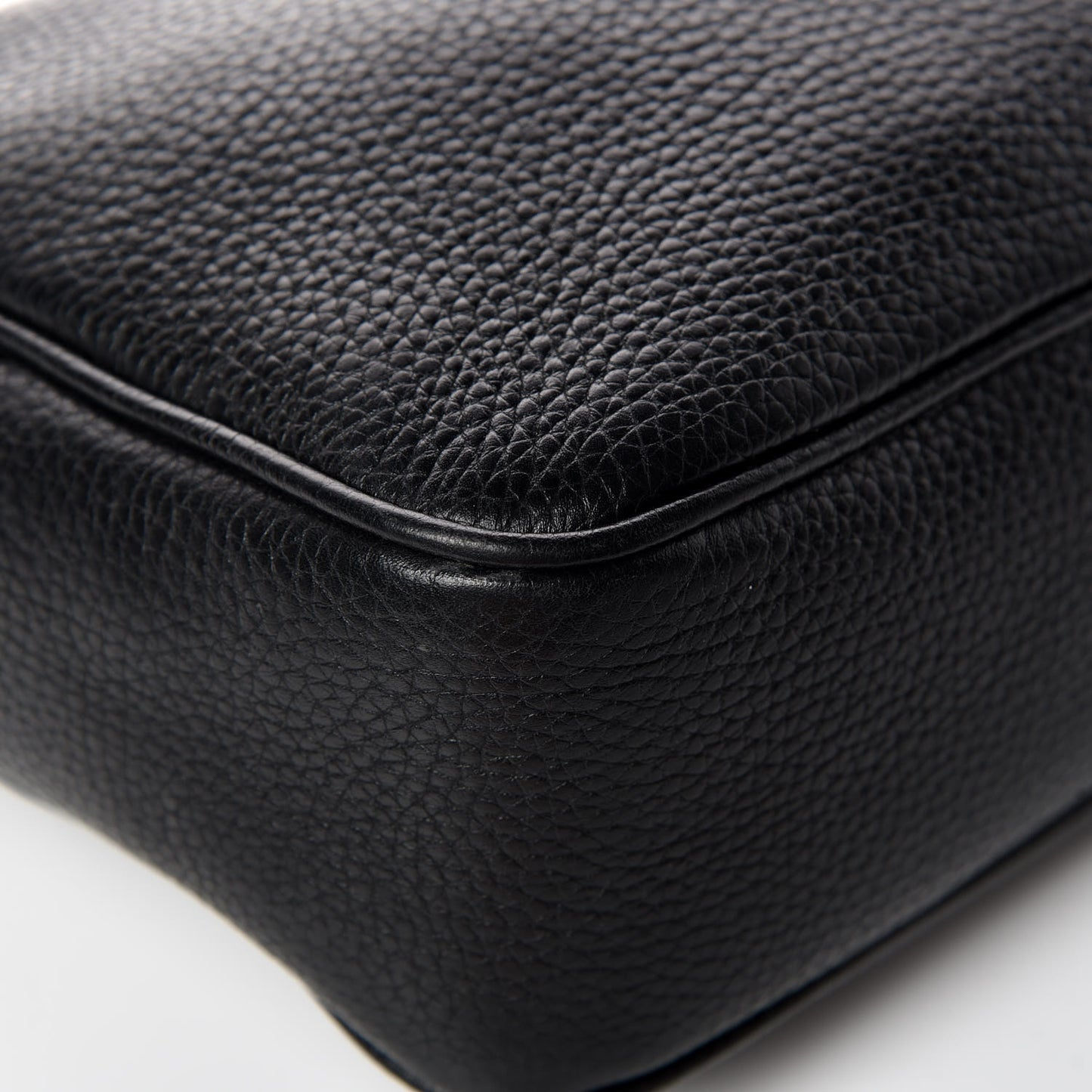 Pebbled Calfskin Small Soho Disco Bag Black