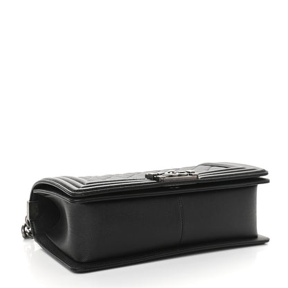 Chanel Caviar Quilted Medium Boy Flap Black 4 of 9