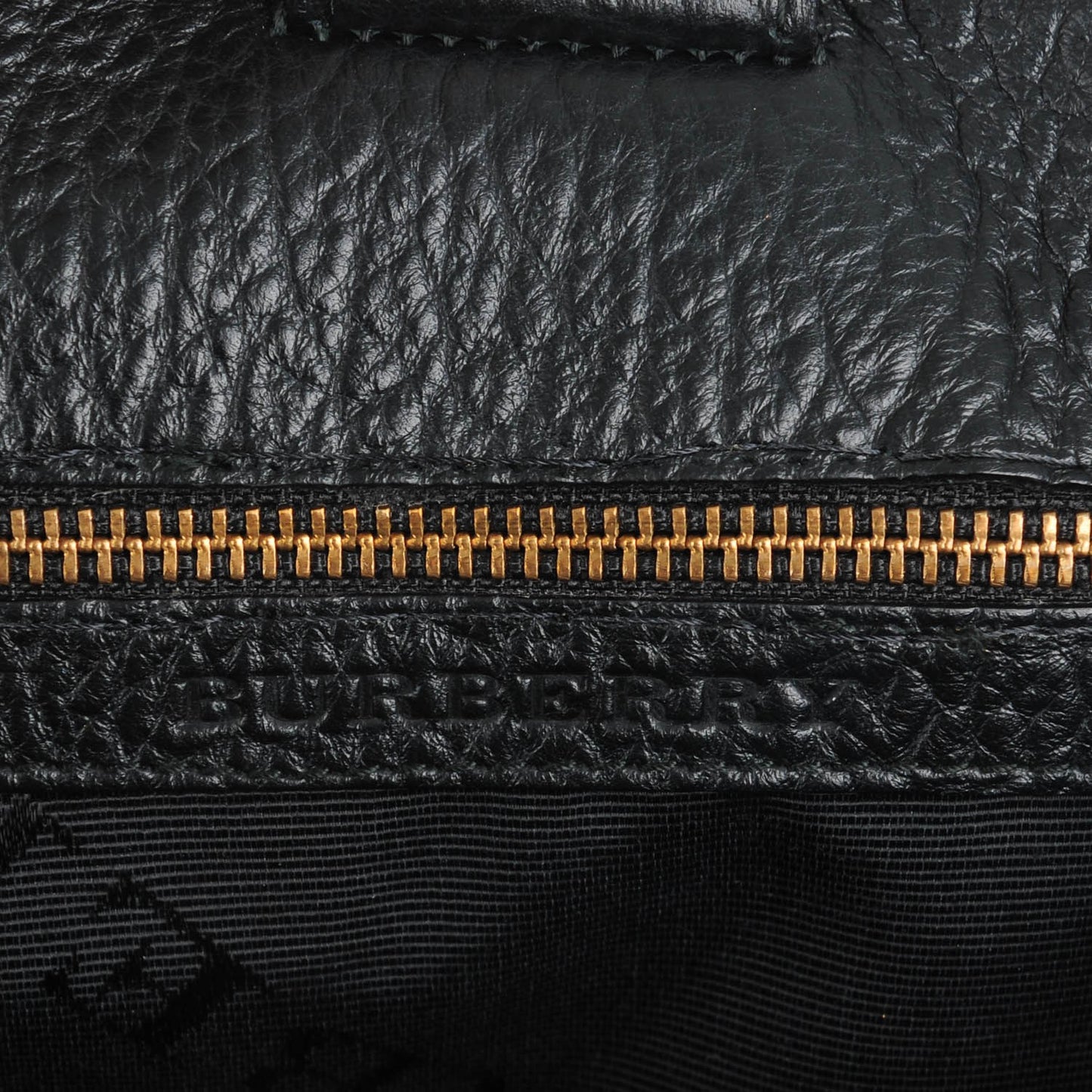 Heritage Grain Medium Woodbury Tote Black