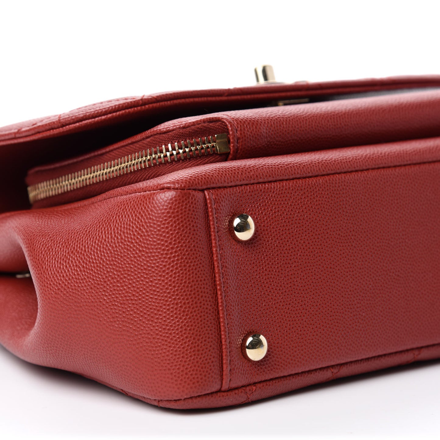 Caviar Quilted Medium Business Affinity Flap Red