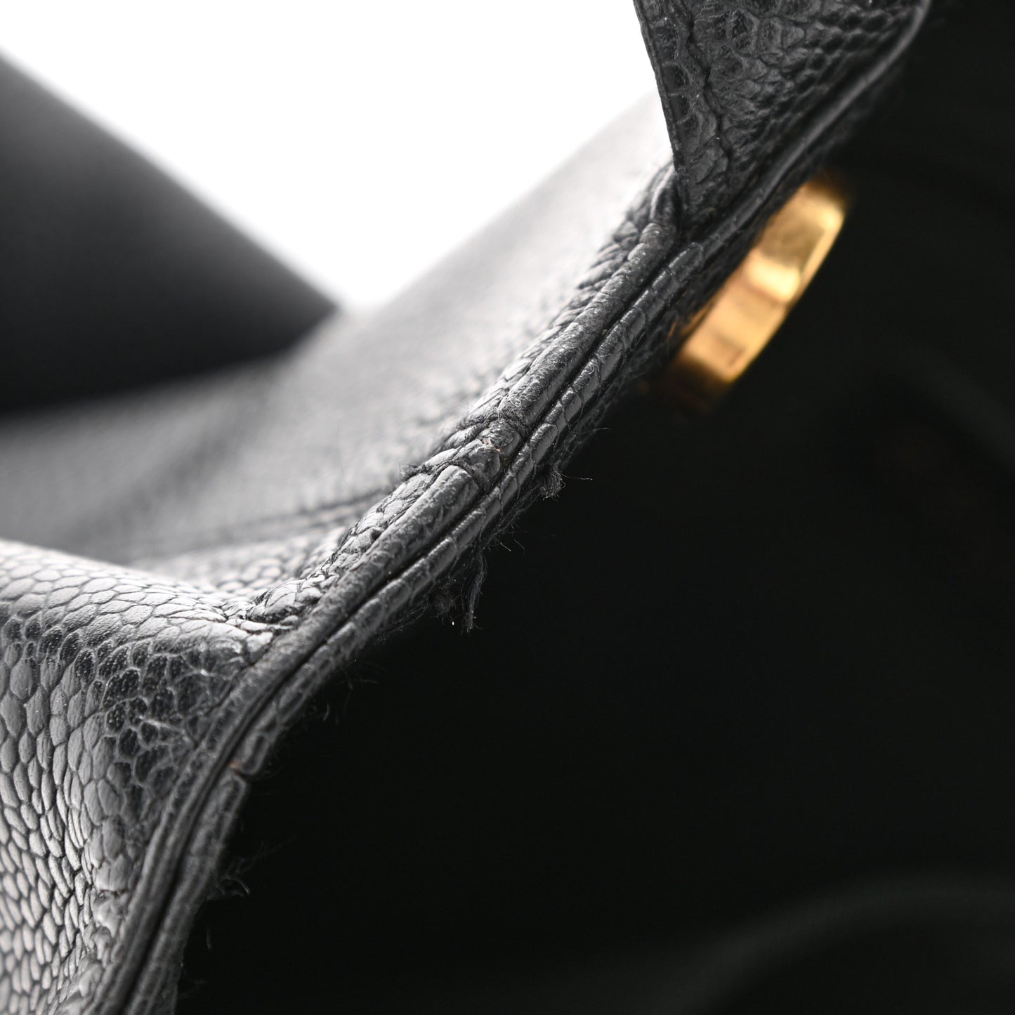 Caviar CC Shoulder Bag Black