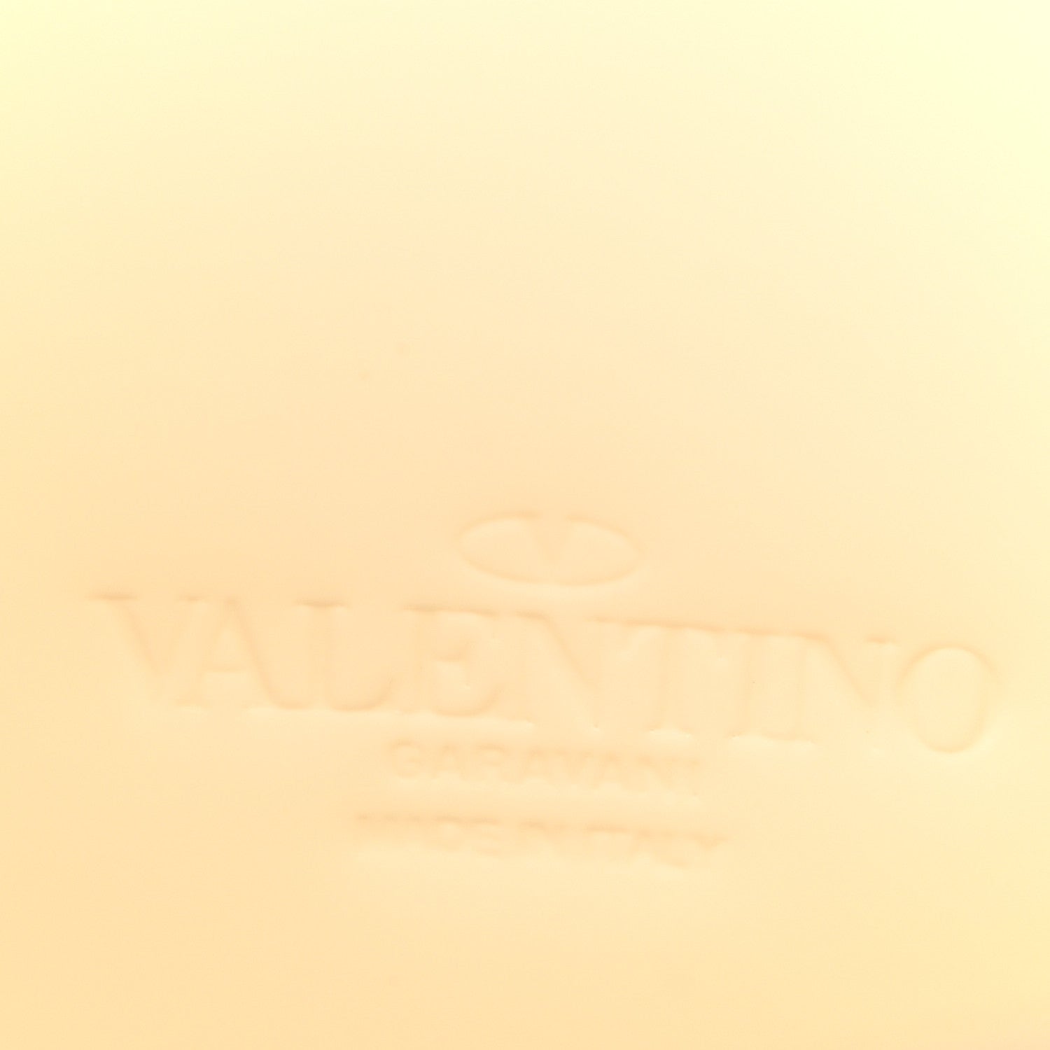 Valentino Garavani Patent Monochrome Medium Rockstud Flip Lock Crossbody Bag Light Ivory 5 of 9