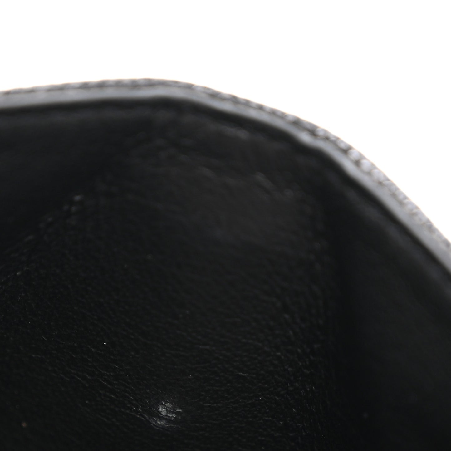 Grain De Poudre Matelasse Chevron Monogram Credit Card Case Black