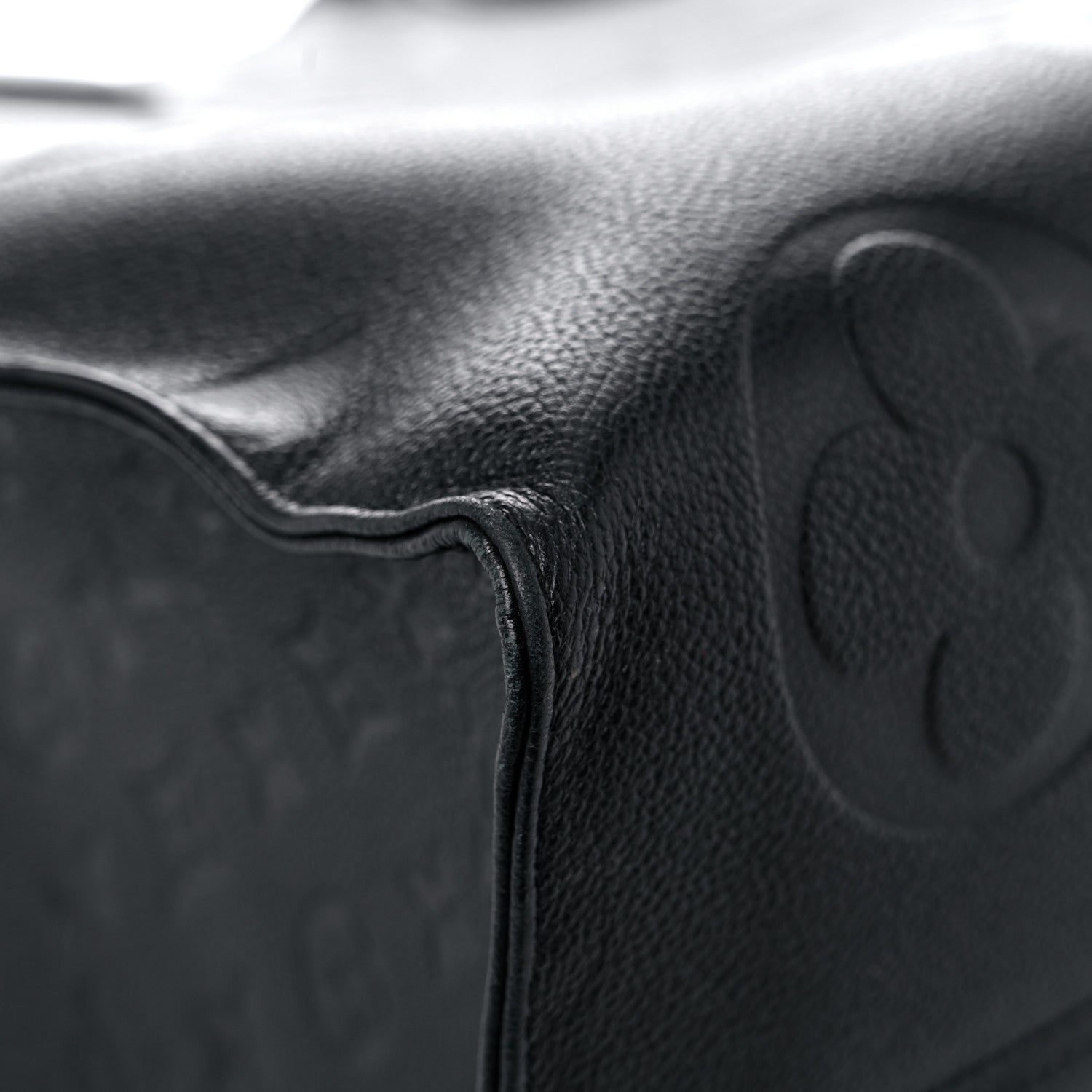 Louis Vuitton Empreinte Monogram Giant Onthego GM Black 12 of 18