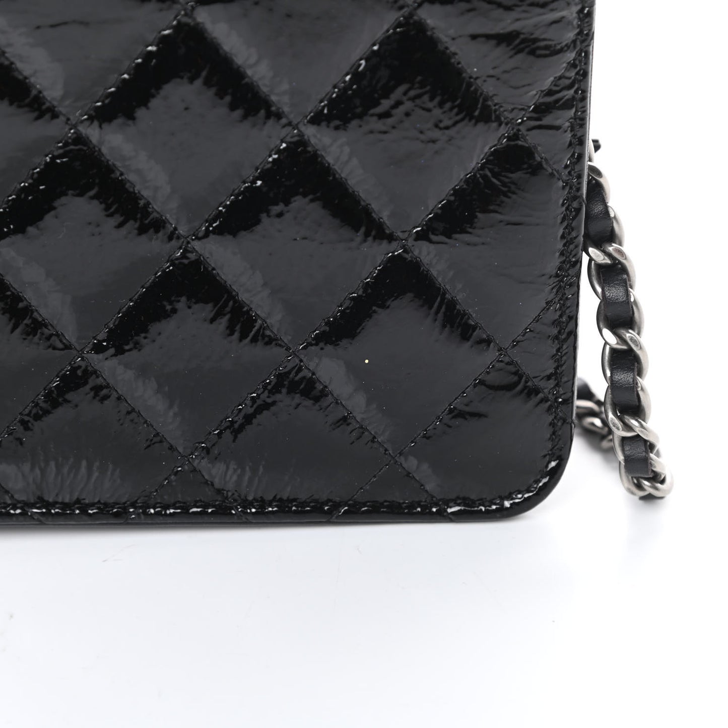 Patent Quilted Brilliant Wallet On Chain WOC Black
